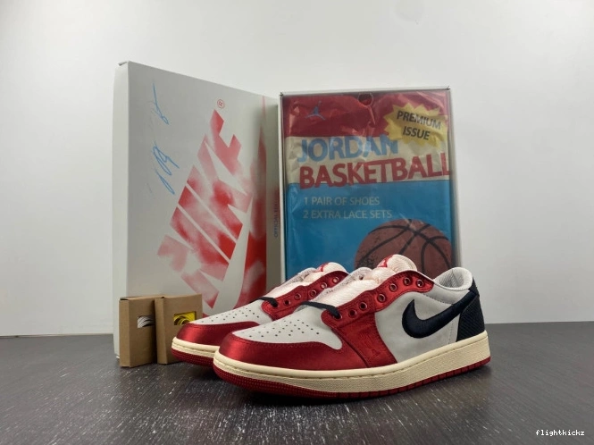 OG FN0432-100 Room Trophy Air Away Jordan 1 Low x 0717